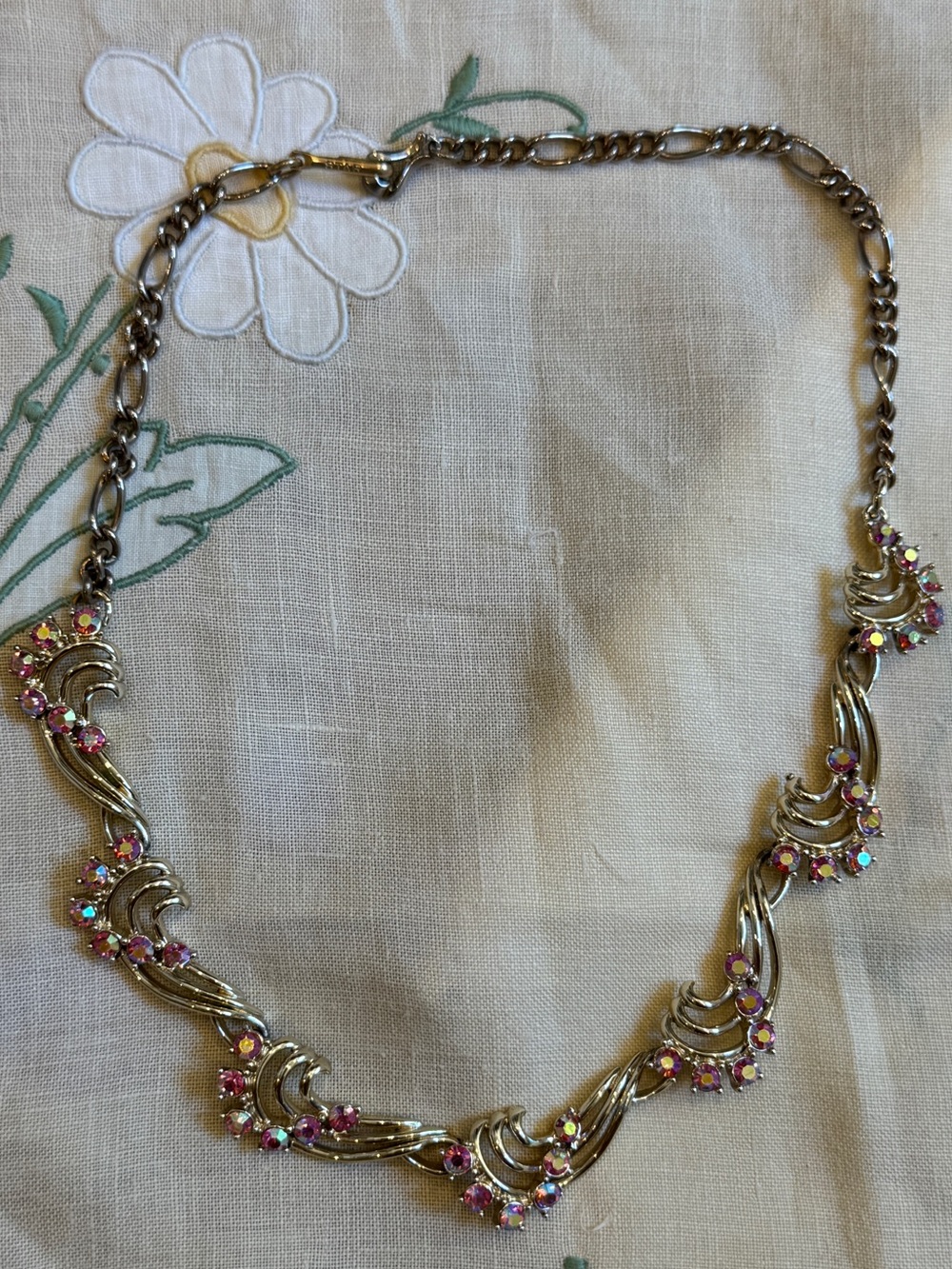 Vintage STAR Signed Gold Tone Pink Aurora Borealis Rhinestone Crystal Necklace - Picture 1 of 5